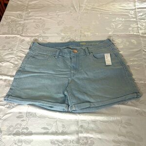 Old Navy Blue Jean Shorts with Rolled Cuffs NWT